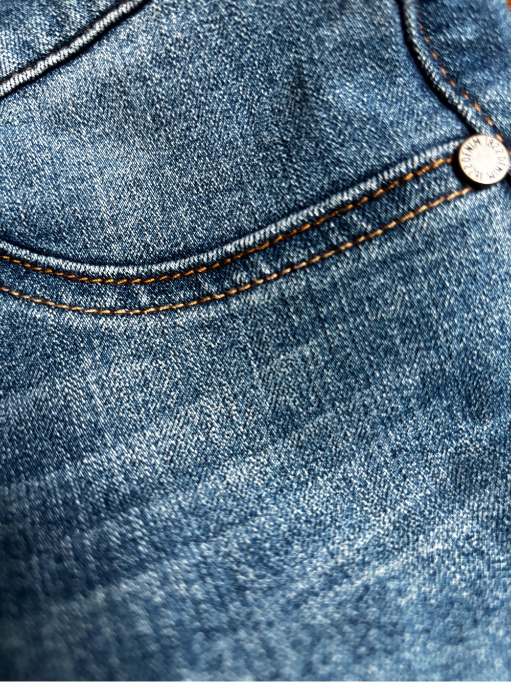 Dark Wash Blue Women's Skinny Jeans size 31 - Picture 6 of 10